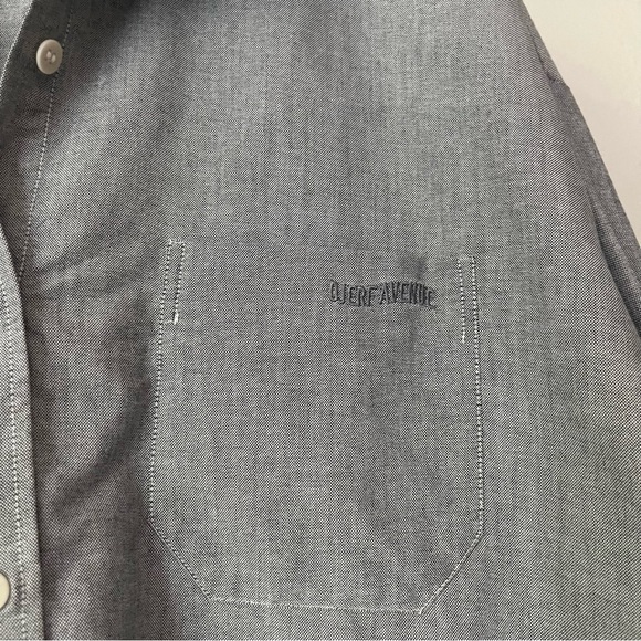 DJERF AVENUE grey organic cotton chambray denim boxy logo pocket button up shirt - Picture 2 of 9